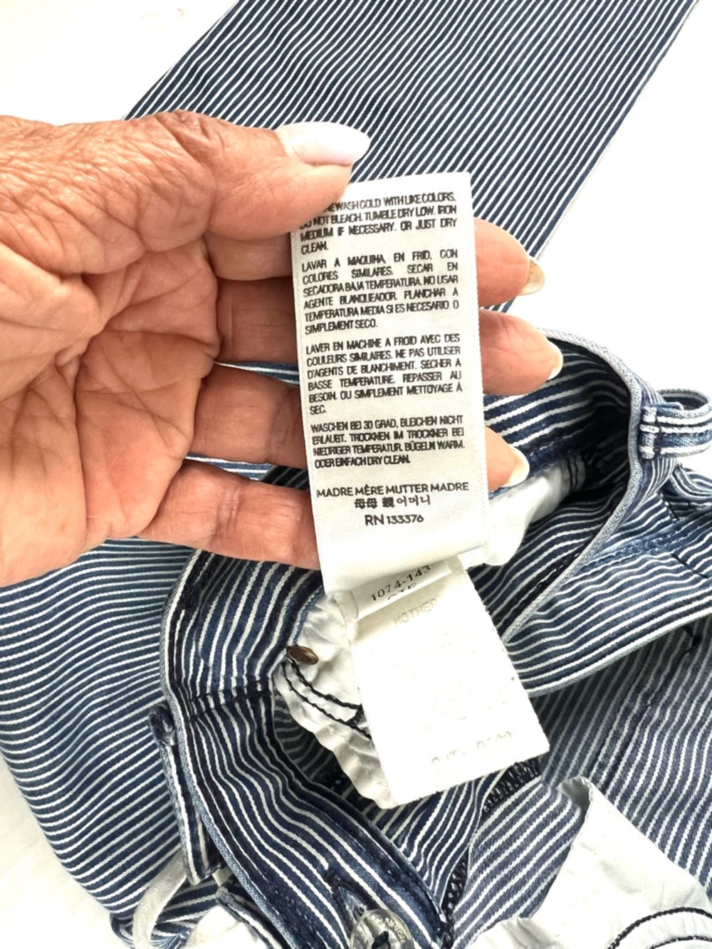 MOTHER Tie Me--Up Rascal Pinstripe Cropped Jeans - Picture 11 of 16